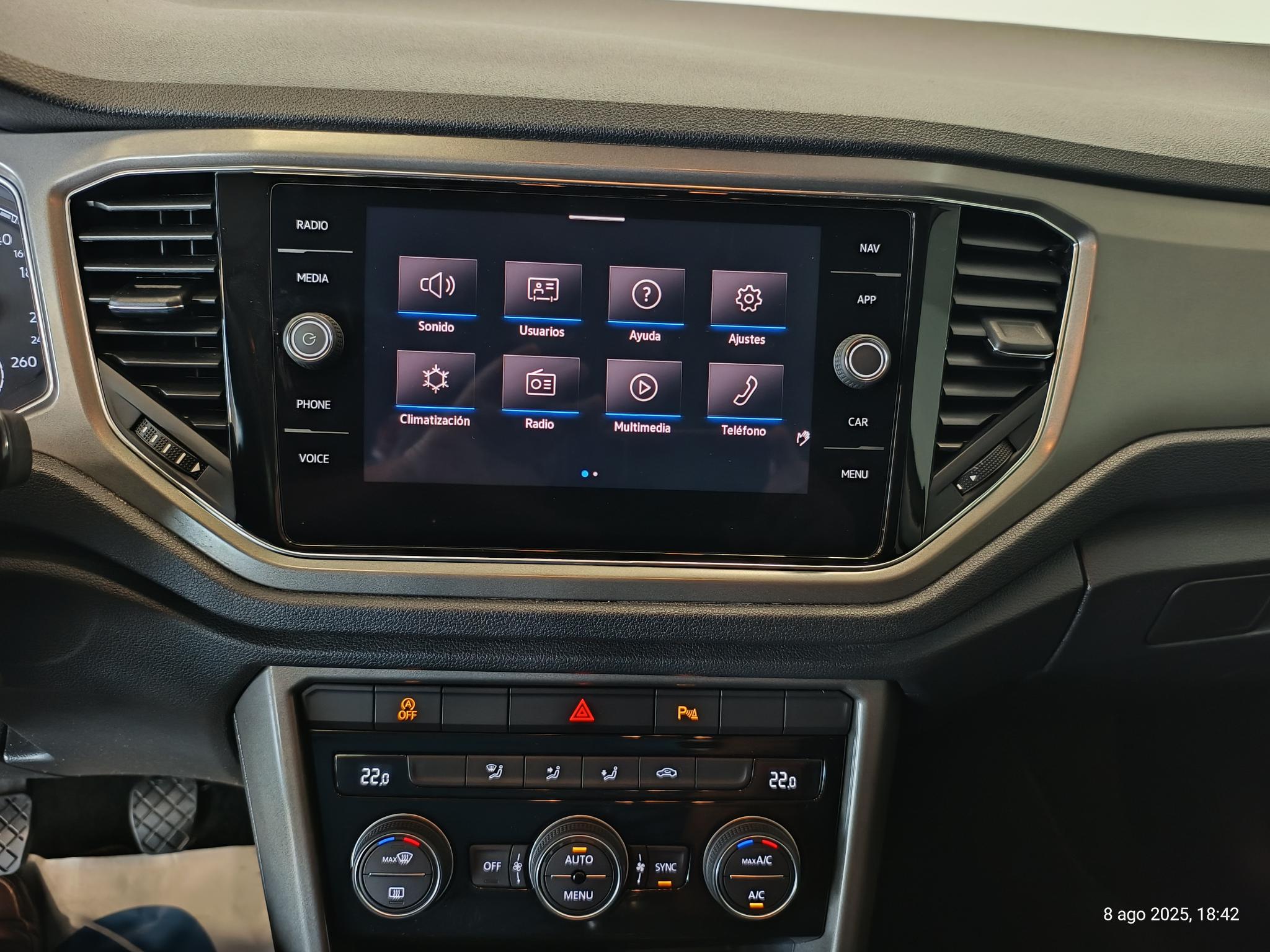 2021 VOLKSWAGEN T -ROC