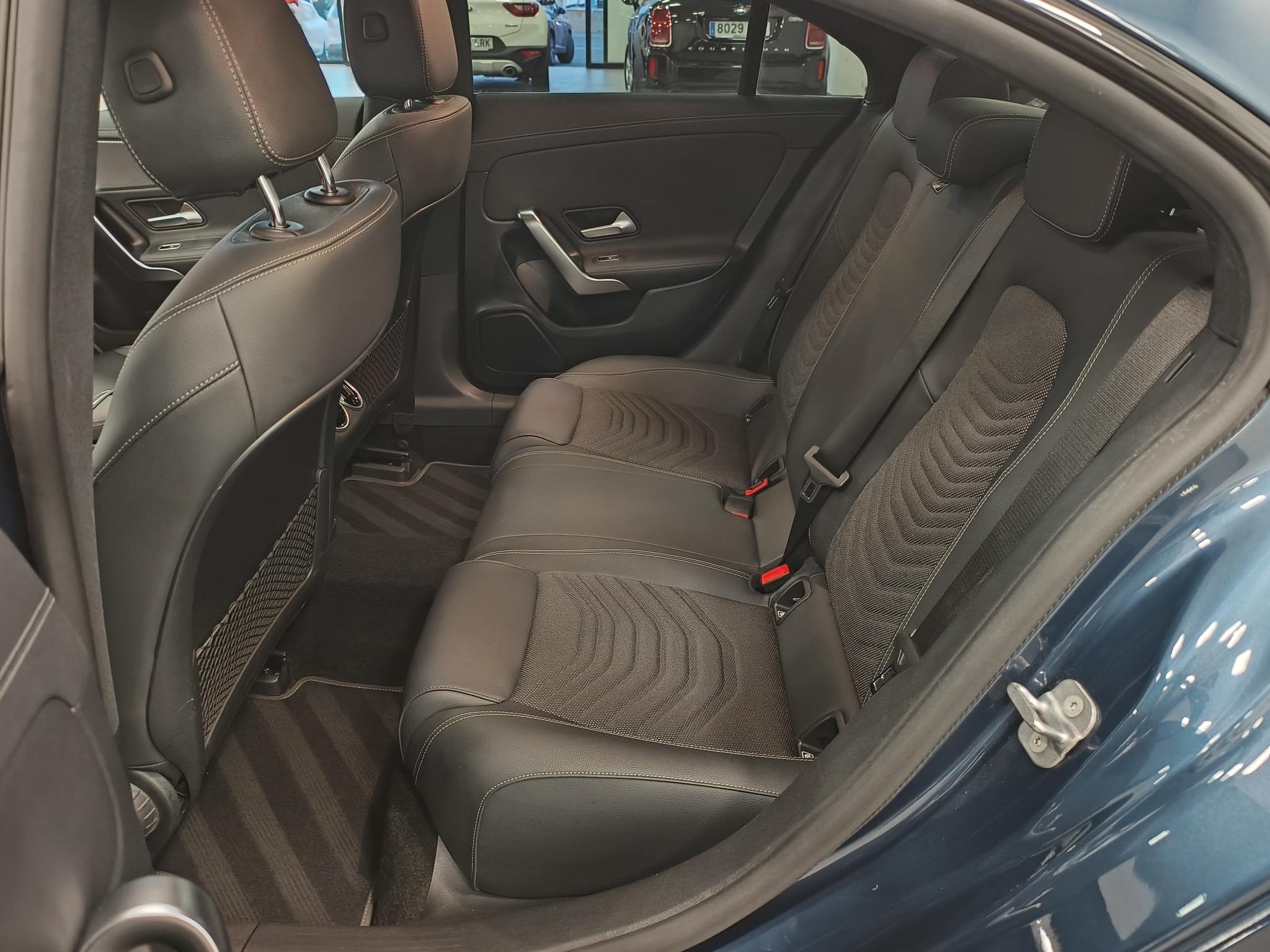 2023 MERCEDES CLA200