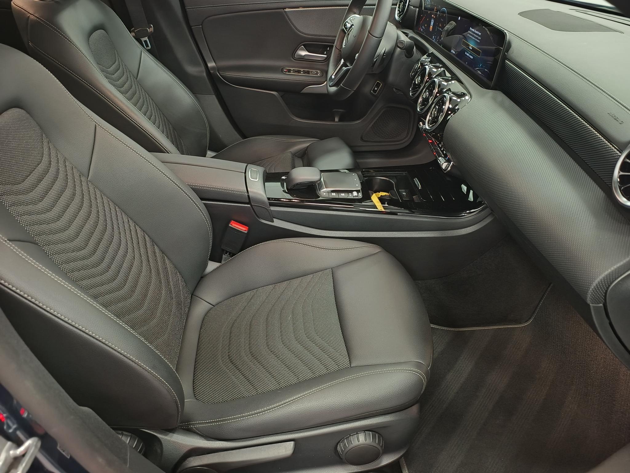2023 MERCEDES CLA200