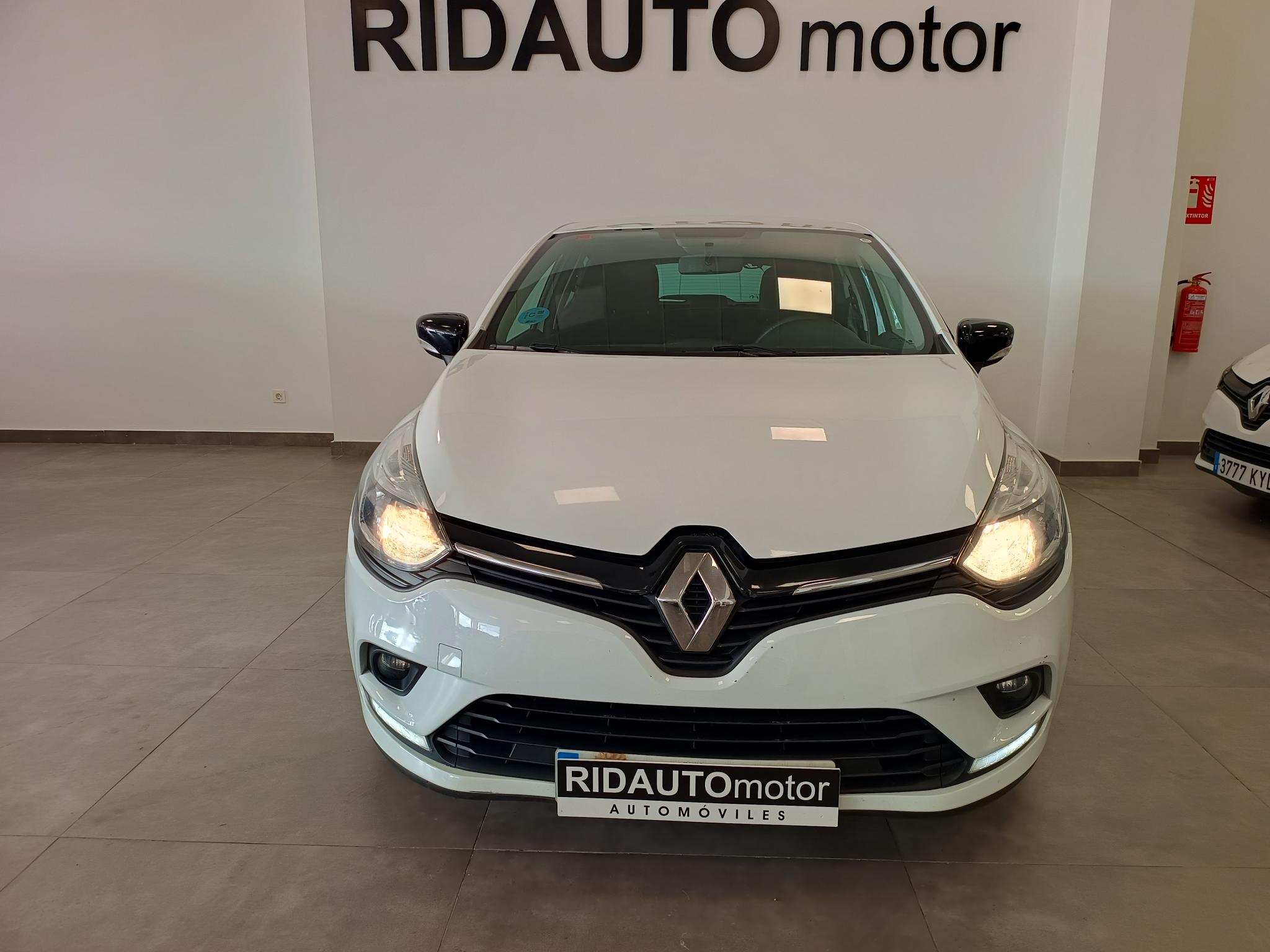2019 RENAULT CLIO