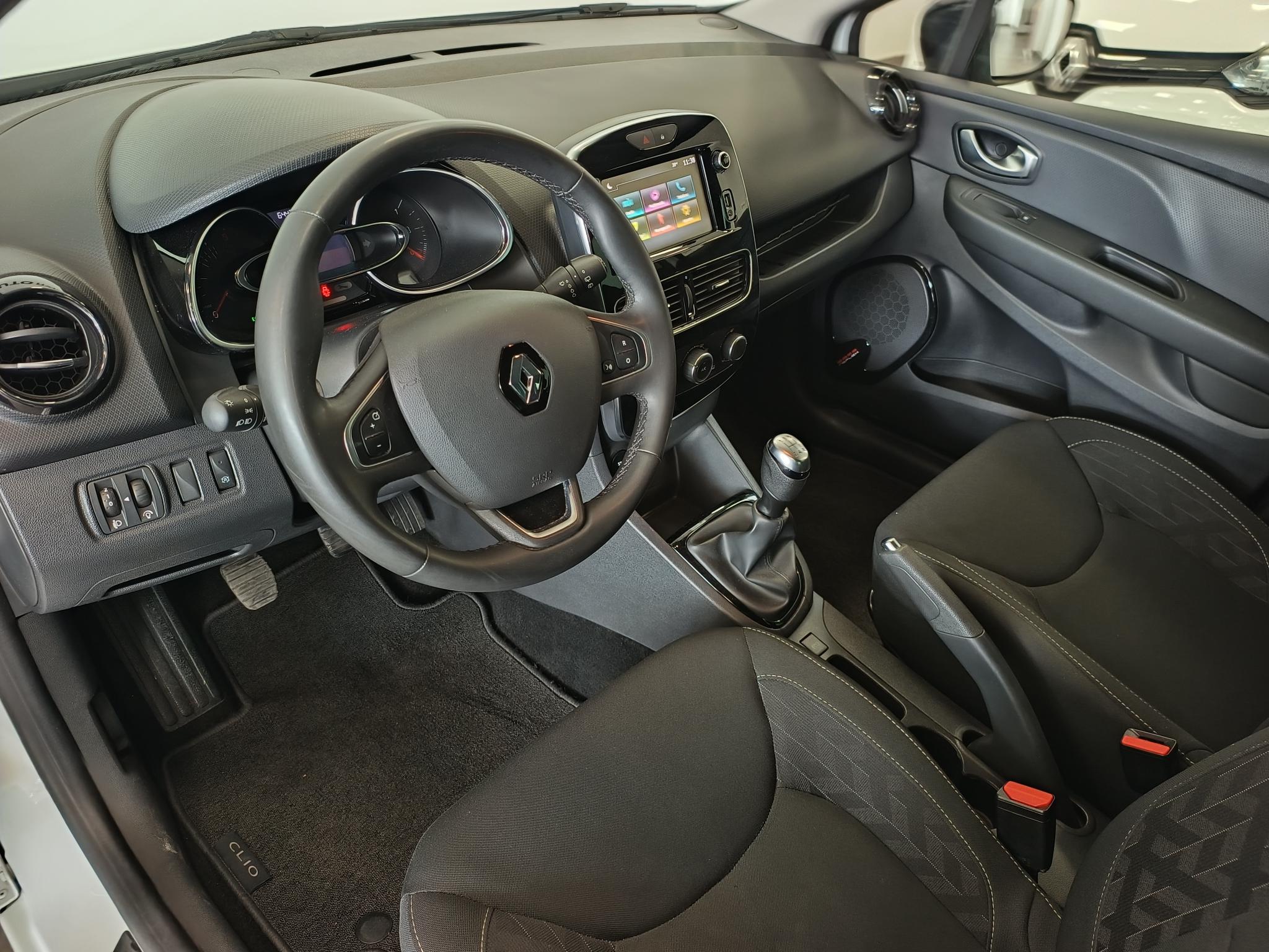 2019 RENAULT CLIO