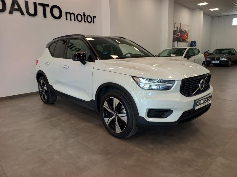 2022 Volvo xc40