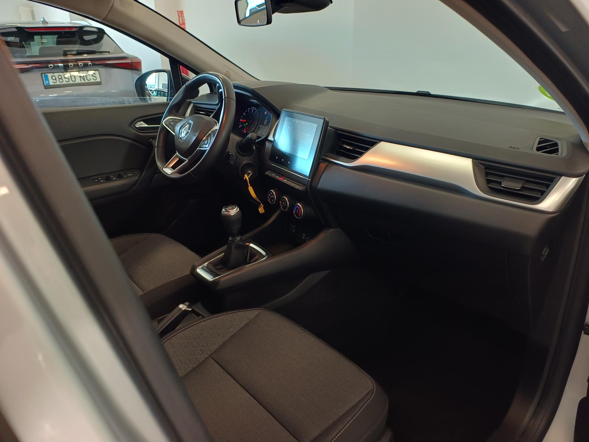 2023 RENAULT CAPTUR