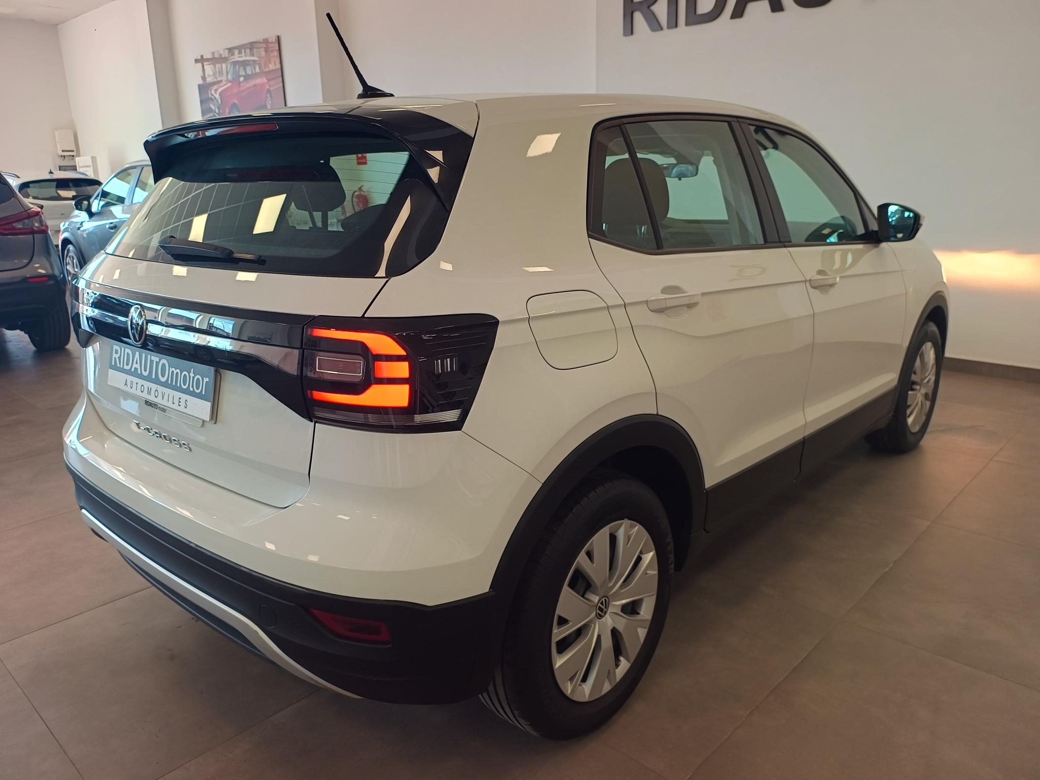 2022 VOLKSWAGEN T-CROSS