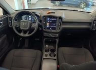2023 VOLVO XC40