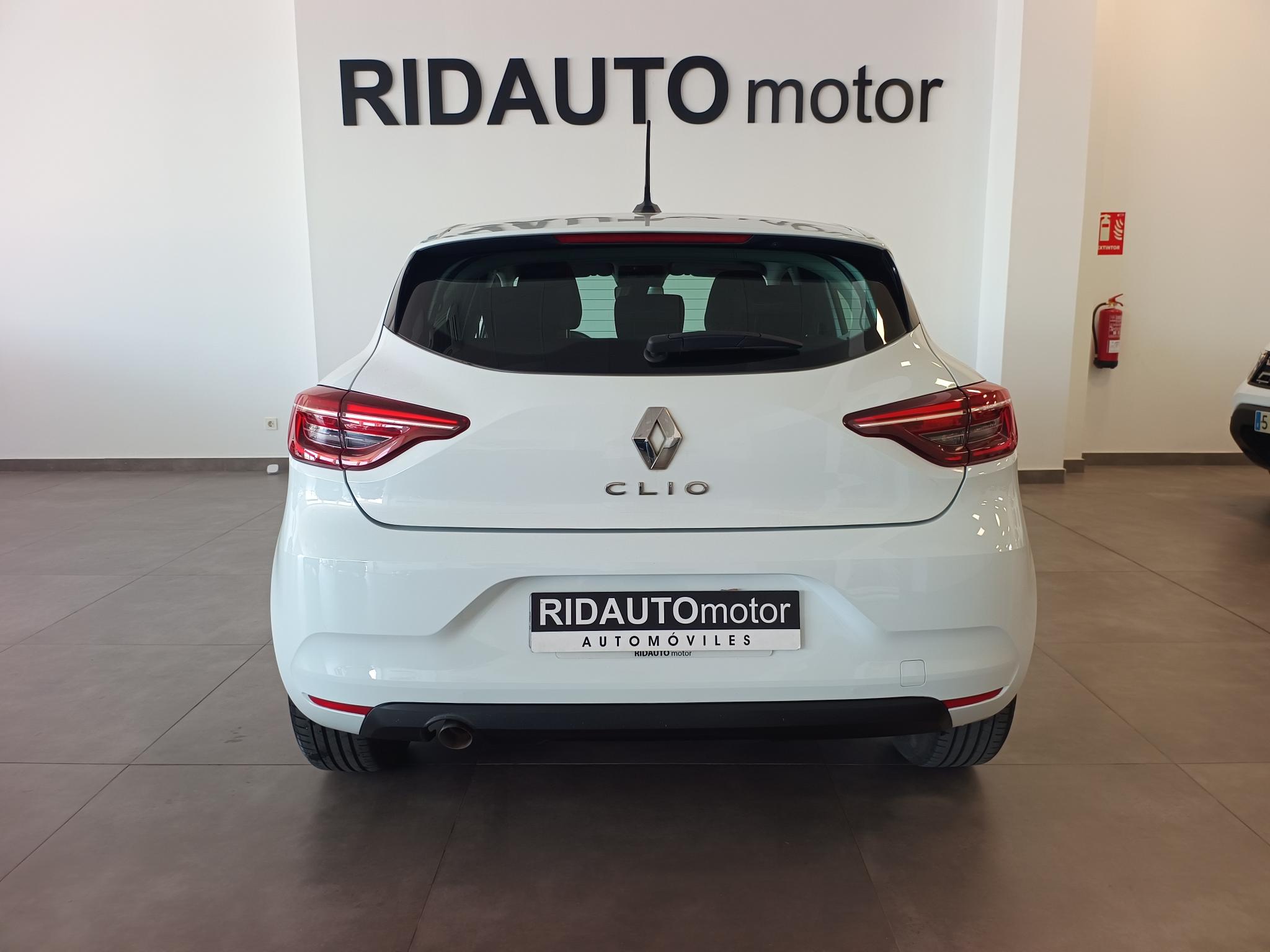 2021 RENAULT CLIO