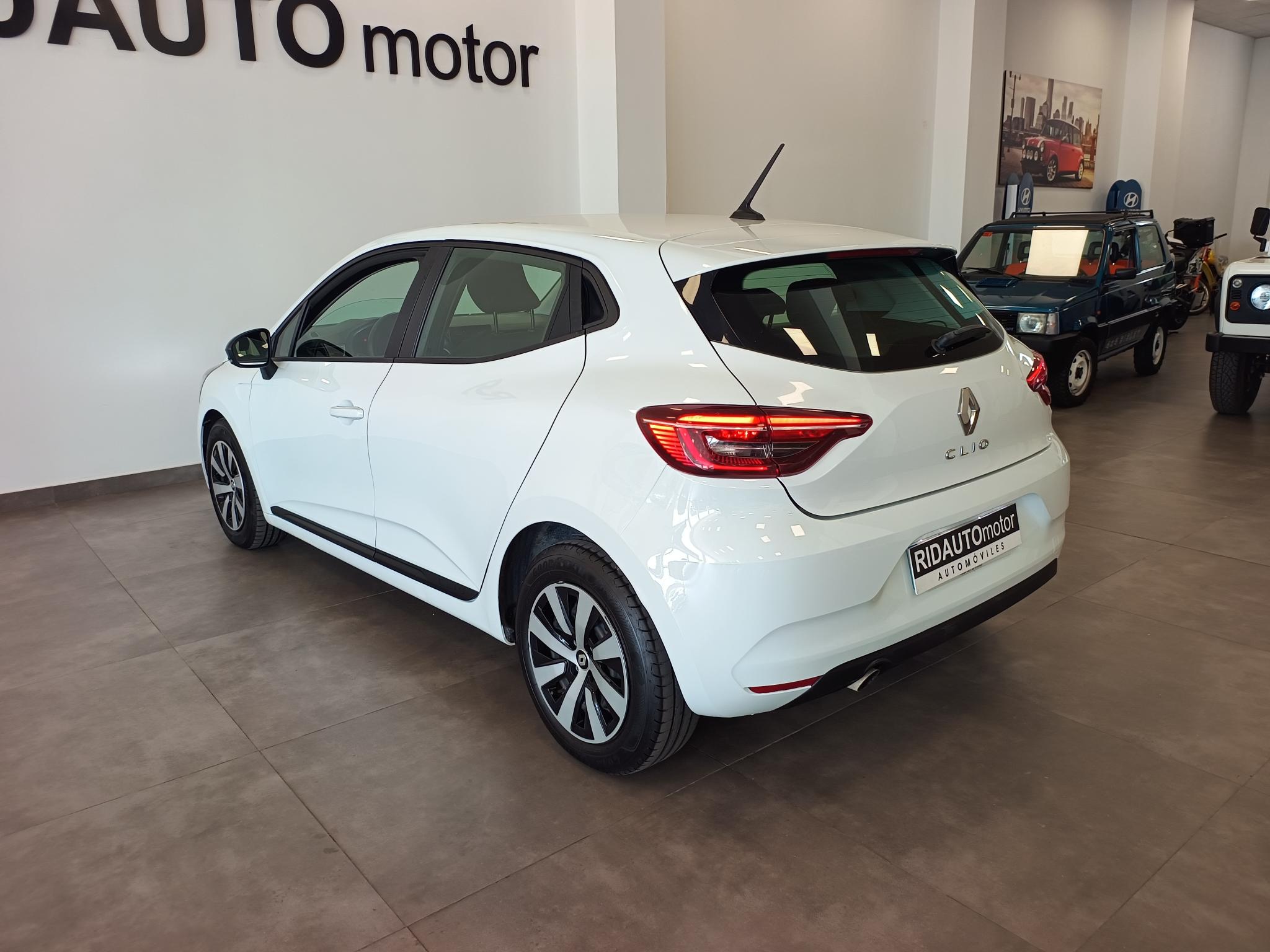 2022 RENAULT CLIO