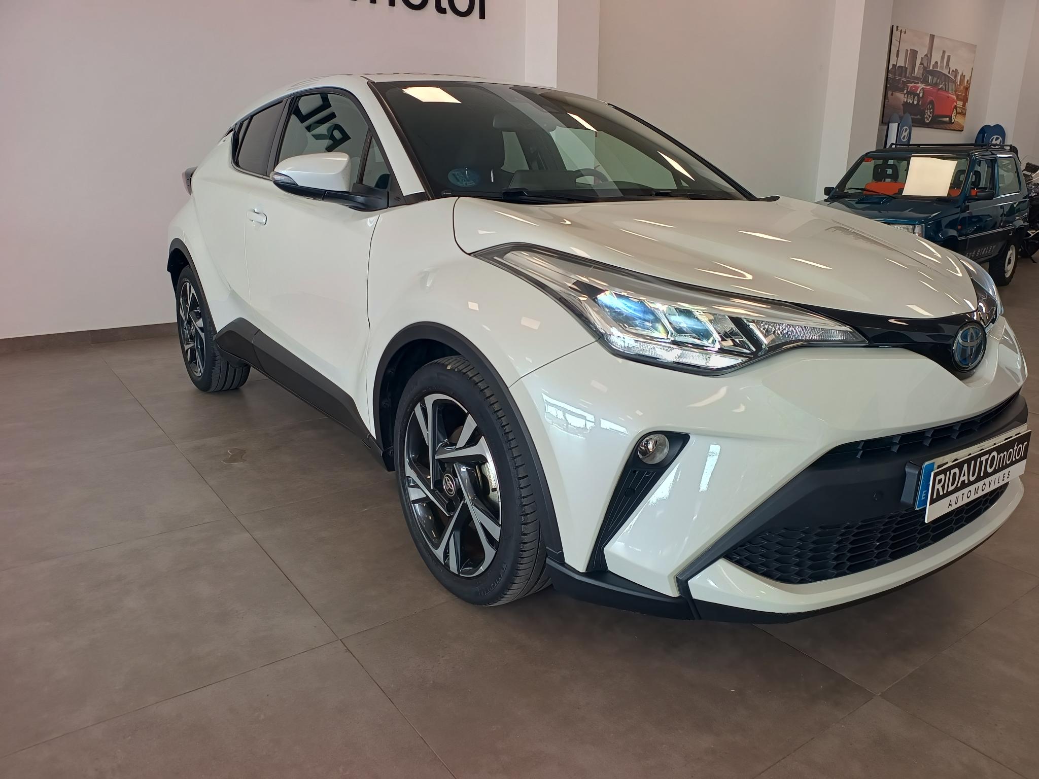 2022 TOYOTA CHR